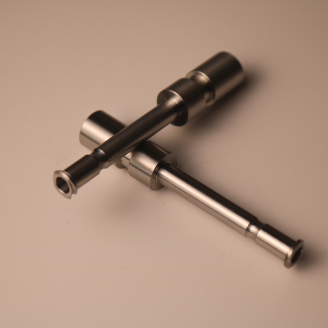 医療部品のCNC旋盤加工サービス