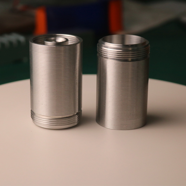 円形ねじ部品の CNC 旋盤加工サービス